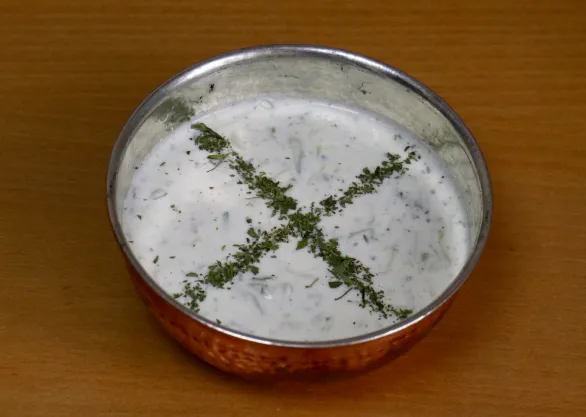 Mast-o-Khiar